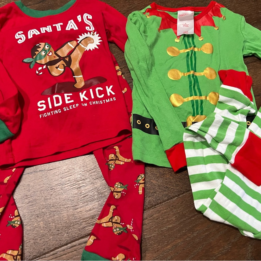 2 Pair Christmas Pajamas